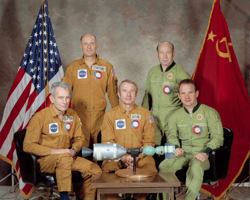 Illustration for article titled The First Time NASA Docked with a Soviet Spacecraft in Orbit